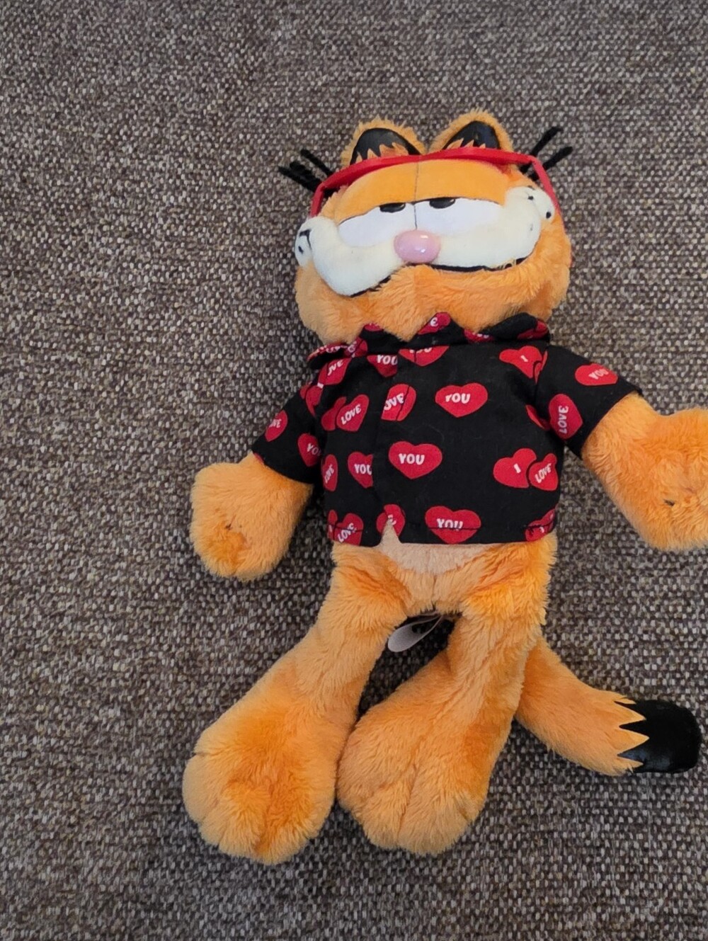 TY Happy Valentine's Day Garfield Plush Stuffed Animal 2005